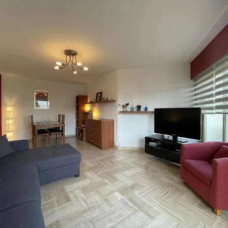 T2 Avec Terrasse, Climatise, Centre-ville Antibes, Proche Et Commerces - Fr-1-252-177 *